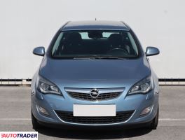 Opel Astra 2010 1.4 138 KM