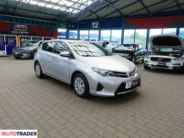 Toyota Auris 2014 1.4 100 KM