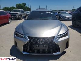 Lexus IS 2021 2
