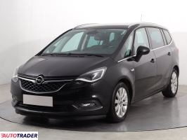 Opel Zafira 2018 1.4 138 KM