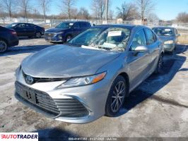 Toyota Camry 2024 3