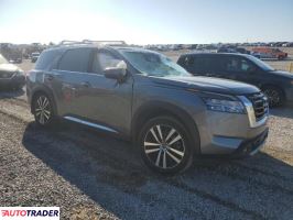 Nissan Pathfinder 2023 3