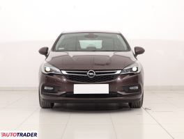 Opel Astra 2018 1.4 147 KM