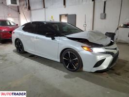 Toyota Camry 2019 3