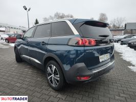 Peugeot 5008 2021 1.5 130 KM