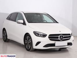 Mercedes B-klasa 2022 2.0 147 KM