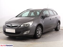 Opel Astra 2011 1.7 108 KM