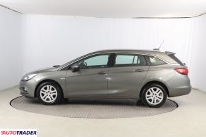 Opel Astra 2017 1.6 108 KM