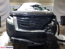 Nissan Pathfinder 2022 3