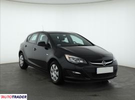 Opel Astra 2014 1.6 113 KM