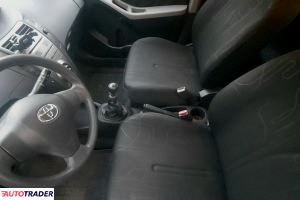 Toyota Yaris 2009 1.3 100 KM