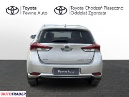 Toyota Auris 2015 1.8 99 KM