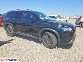 Nissan Pathfinder 2022 3