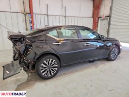 Nissan Altima 2025 2