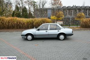 Opel Ascona 1986 1.6 75 KM