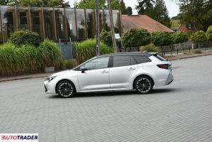 Toyota Corolla 2021 1.8 98 KM
