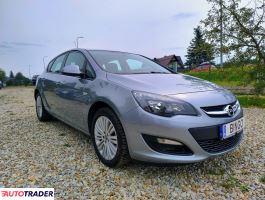 Opel Astra 2013 1.6 115 KM Opel Astra 2013 1.6 115 KM