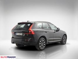 Volvo XC60 2023 2.0 197 KM