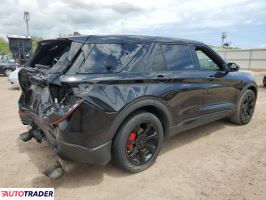 Ford Explorer 2022 3