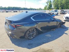 Lexus IS 2025 3