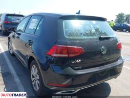 Volkswagen Golf 2021 1