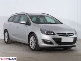Opel Astra 2013 2.0 162 KM