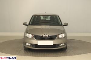 Skoda Fabia 2015 1.2 88 KM