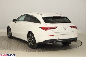 Mercedes Pozostałe 2021 1.5 113 KM
