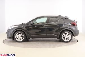 Toyota C-HR 2022 1.8 120 KM