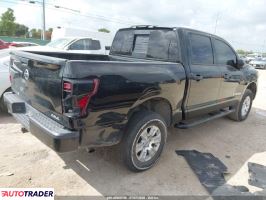 Nissan Titan 2020 5