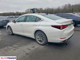 Lexus ES 2020 3