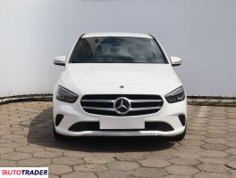 Mercedes B-klasa 2021 2.0 113 KM
