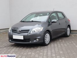 Toyota Auris 2011 1.6 130 KM