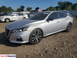 Nissan Altima - zobacz ofertę