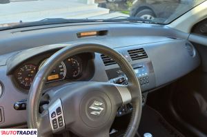 Suzuki Swift 2006 1.3 92 KM