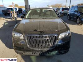 Chrysler 300C 2023 3