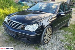 Mercedes C-klasa 2002 3.2 218 KM Mercedes C-klasa 2002 3.2 218 KM