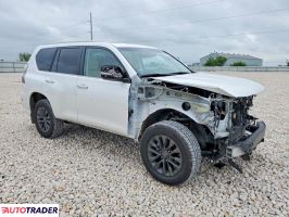 Lexus GX 470 2021 4