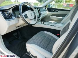 Volvo XC60 2021 2.0 197 KM Volvo XC60 2021 2.0 197 KM