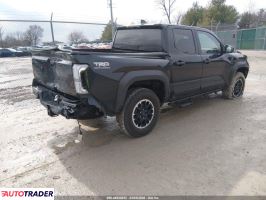 Toyota Tacoma 2025 2