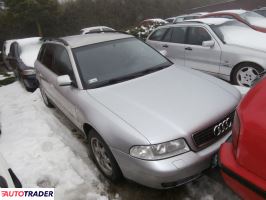 Audi A4 1999 2.5 150 KM