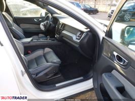 Volvo XC60 2022 2