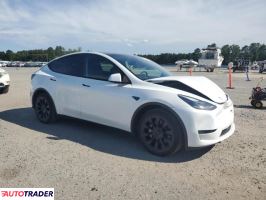 Tesla Model Y 2024 Tesla Model Y 2024