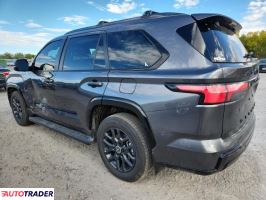 Toyota Sequoia 2024 3