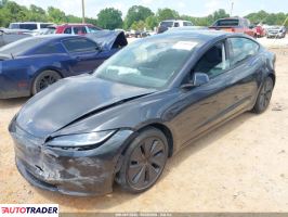 Tesla Model 3 2025