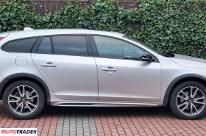 Volvo V60 Cross Country 2016 2.5 254 KM