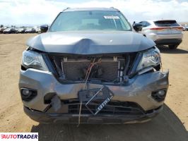 Nissan Pathfinder 2018 3