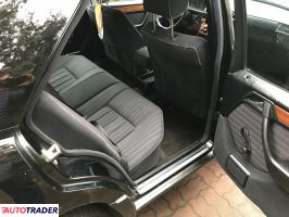 Mercedes W-124 1992 2.5 126 KM