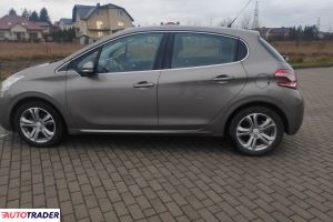 Peugeot 208 2012 1.2 82 KM