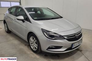 Opel Astra 2018 1.6 110 KM
